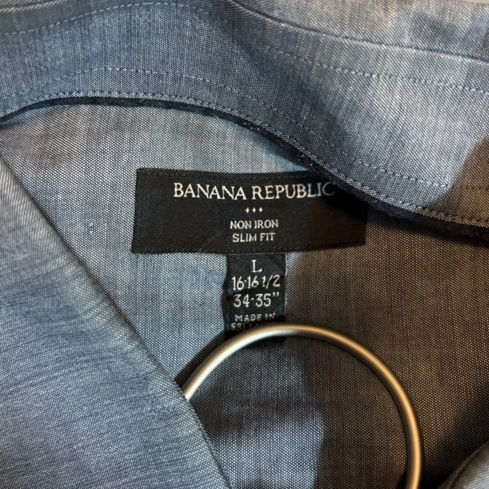 BANANA REPUBLIC | button up shirt large